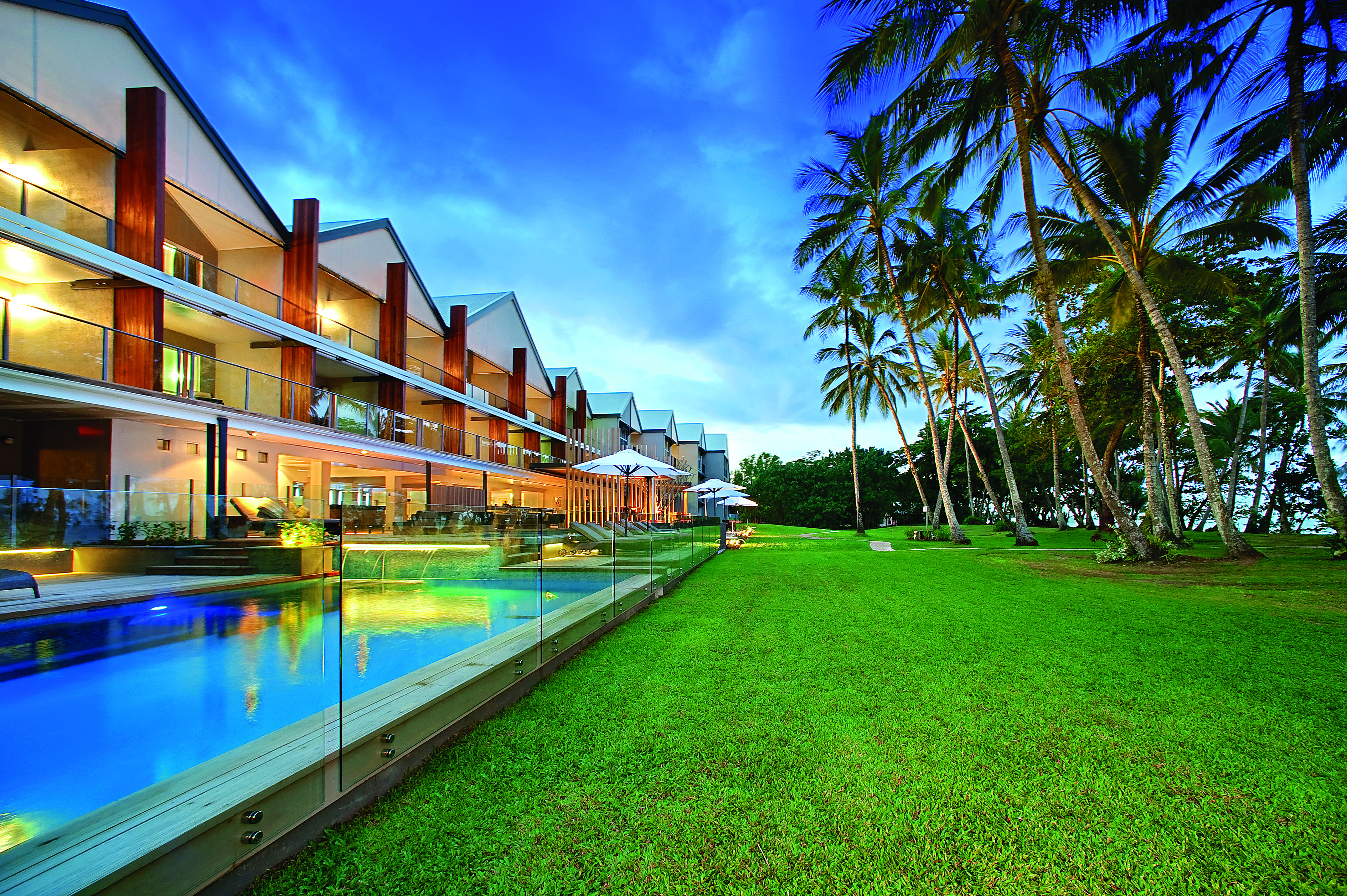 Castaways Resort & Spa On Mission Beach Exterior foto