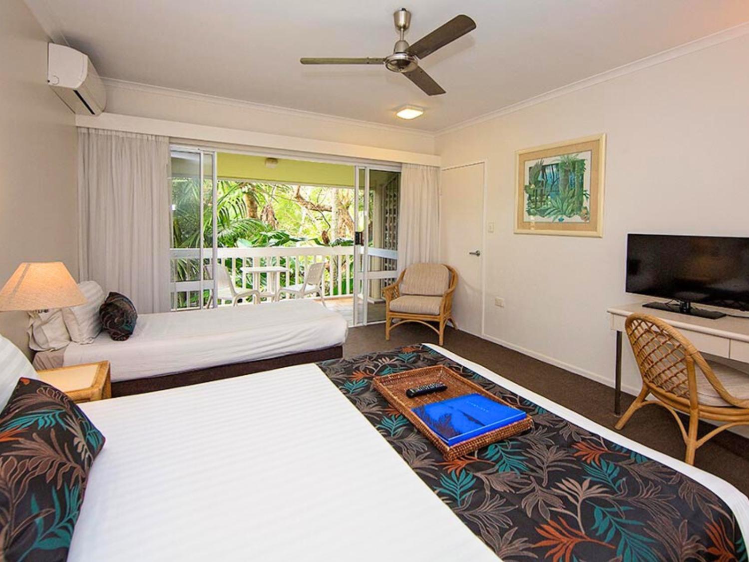 Castaways Resort & Spa On Mission Beach Exterior foto
