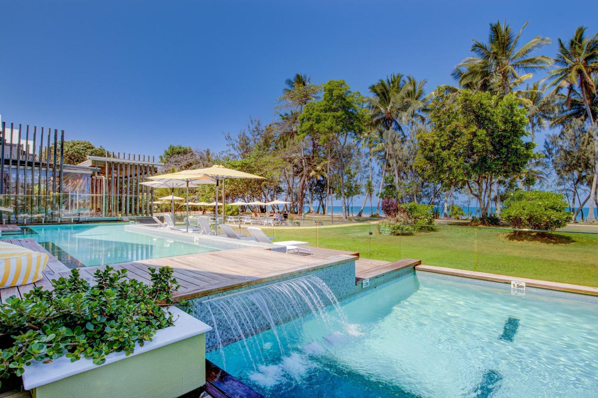 Castaways Resort & Spa On Mission Beach Exterior foto