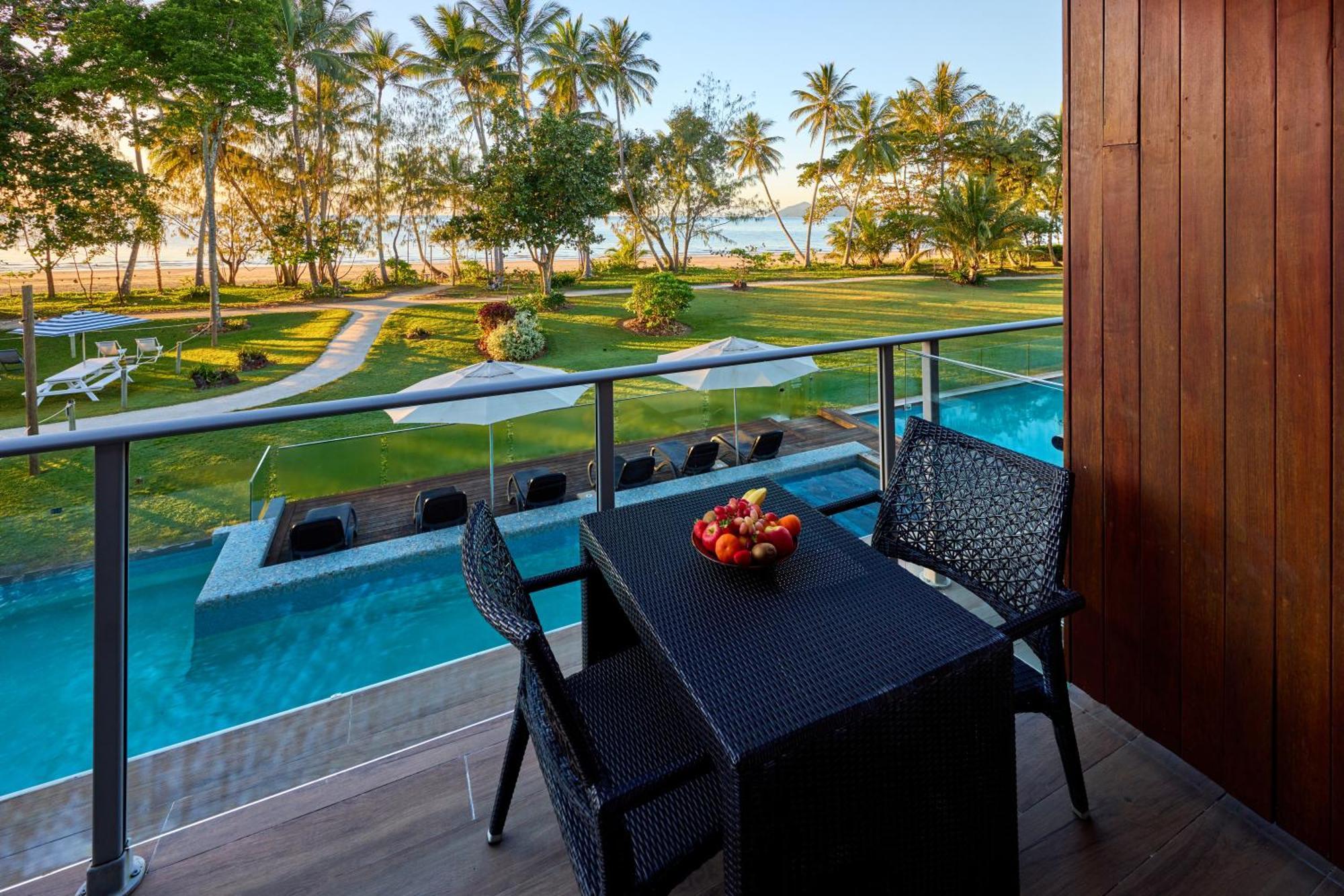 Castaways Resort & Spa On Mission Beach Exterior foto